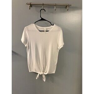 Jolie Los Angeles White knit tie front Blouse Size Medium